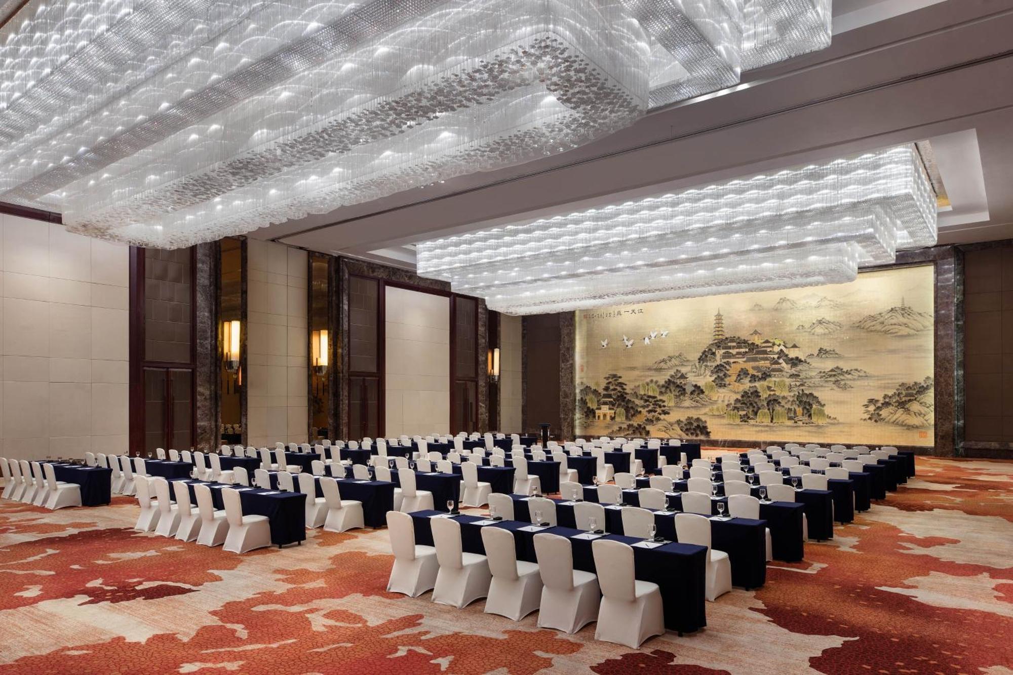 Sheraton Zhenjiang Hotel Exterior foto