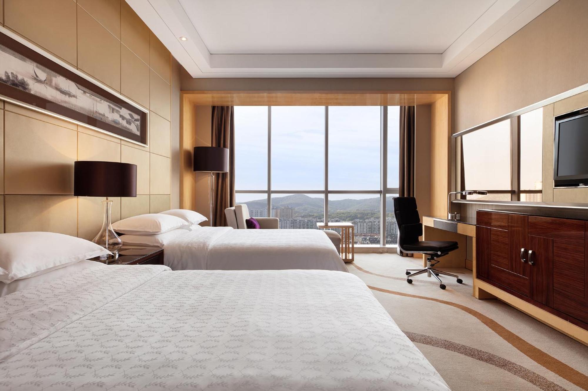 Sheraton Zhenjiang Hotel Exterior foto