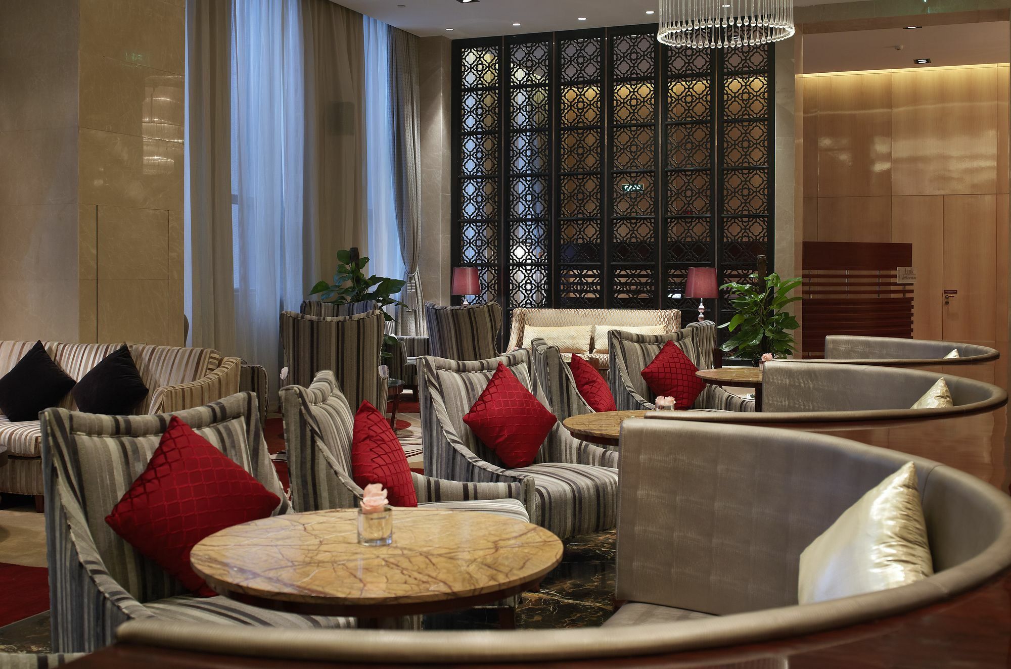 Sheraton Zhenjiang Hotel Exterior foto